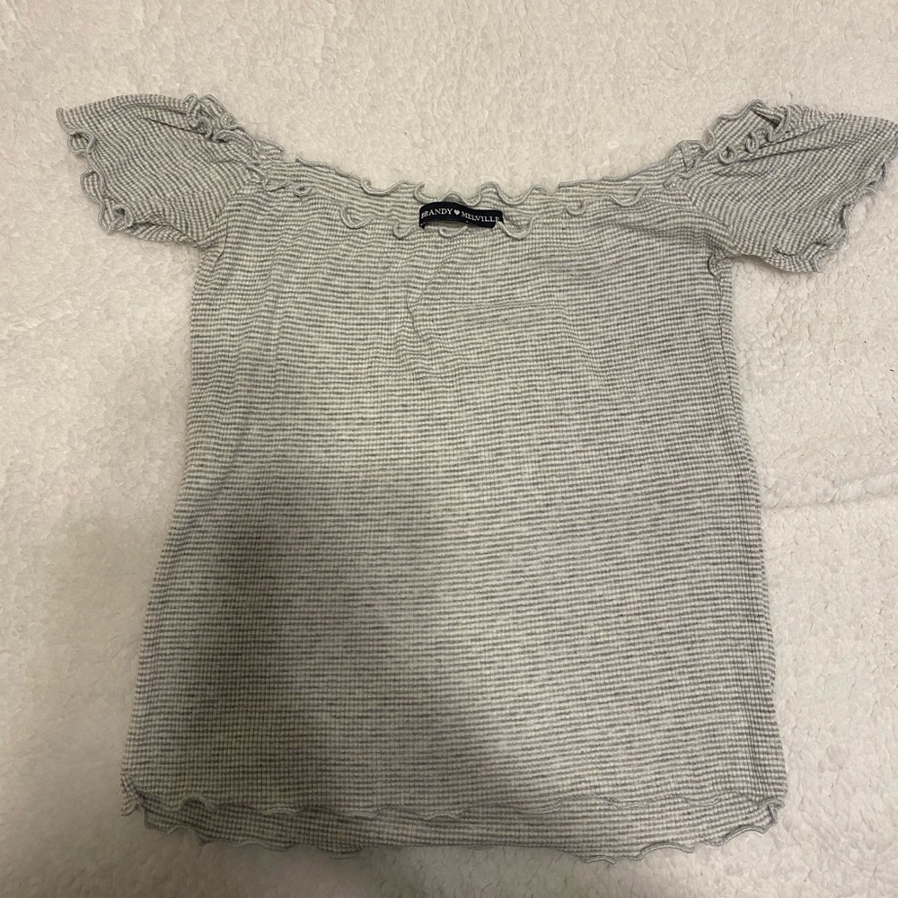 Brandy Melville off the shoulder top